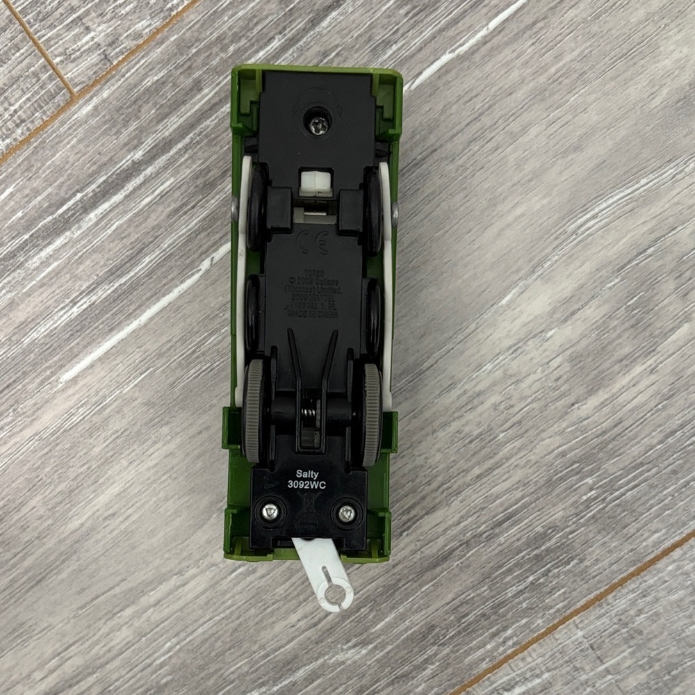 Motorized Trackmaster Green Salty - Not Working - Picture 6 of 8